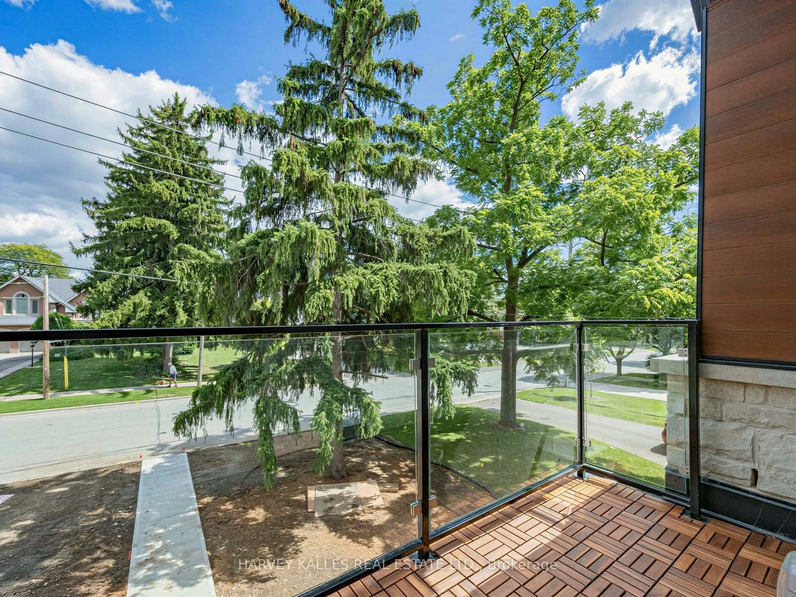 3-102 Shaver Avenue N, Toronto, ON, M9B 4N7 - 6