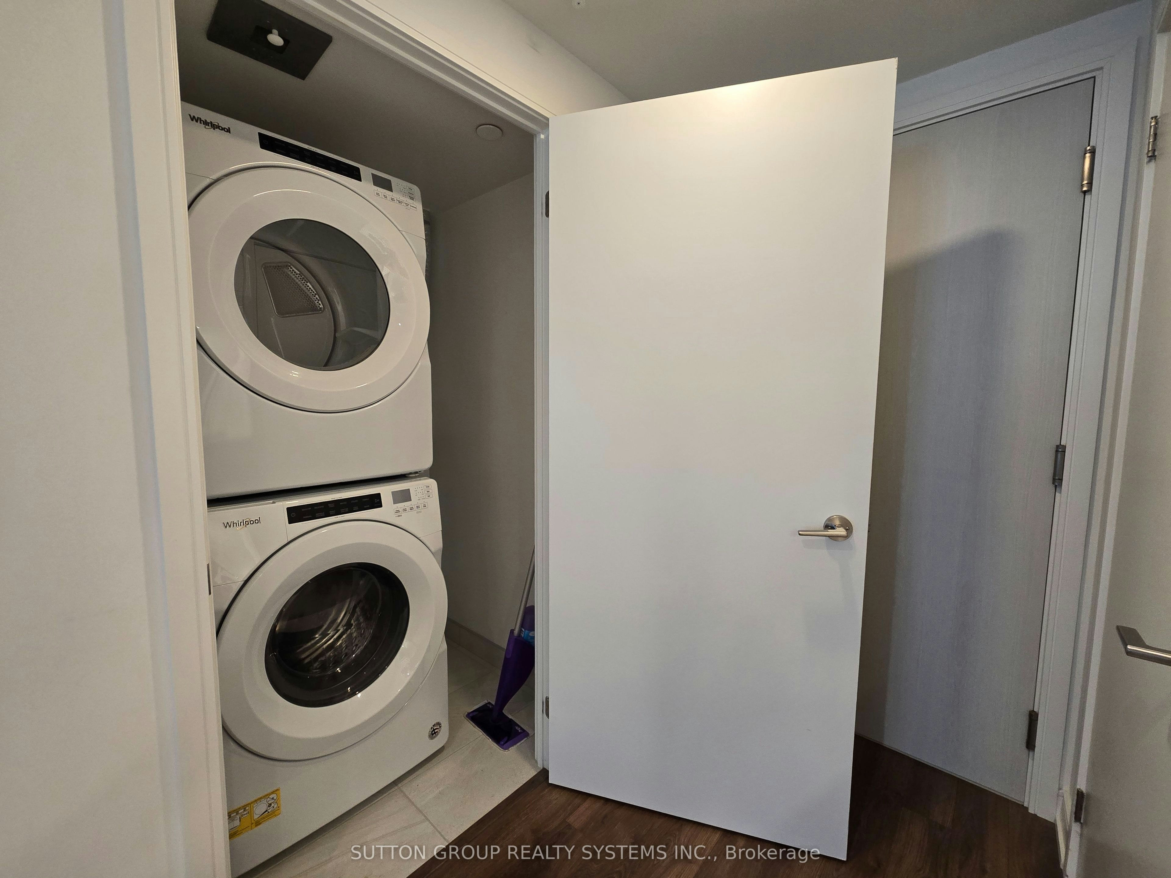 210-30 Samuel Wood Way, Toronto, ON, M9B 0C9 - 24