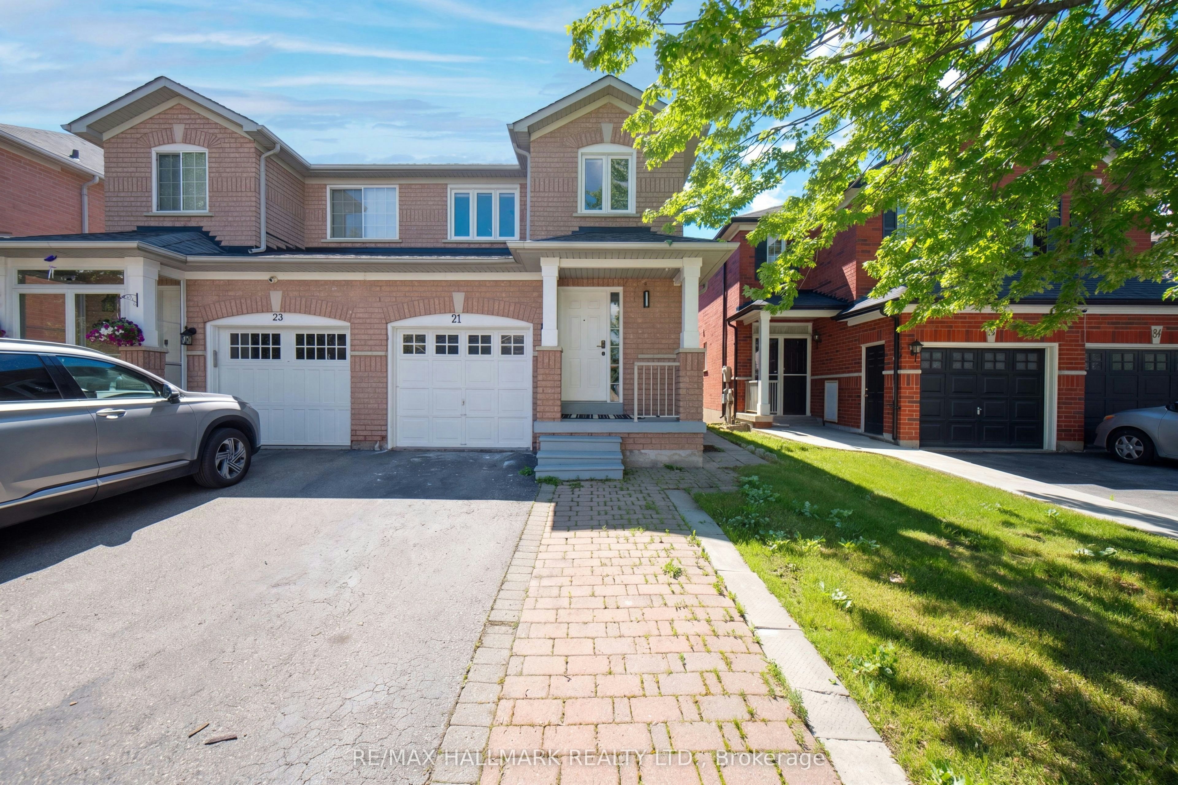 21 Penguin Lane, Brampton, ON, L6R 2C1