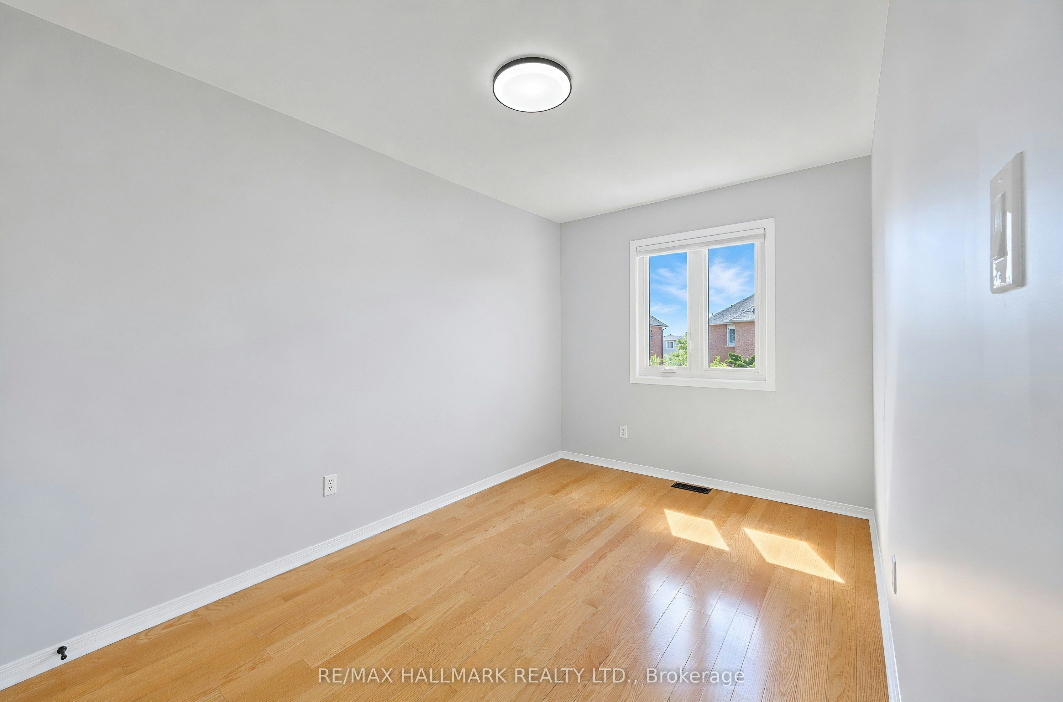 21 Penguin Lane, Brampton, ON, L6R 2C1 - 27