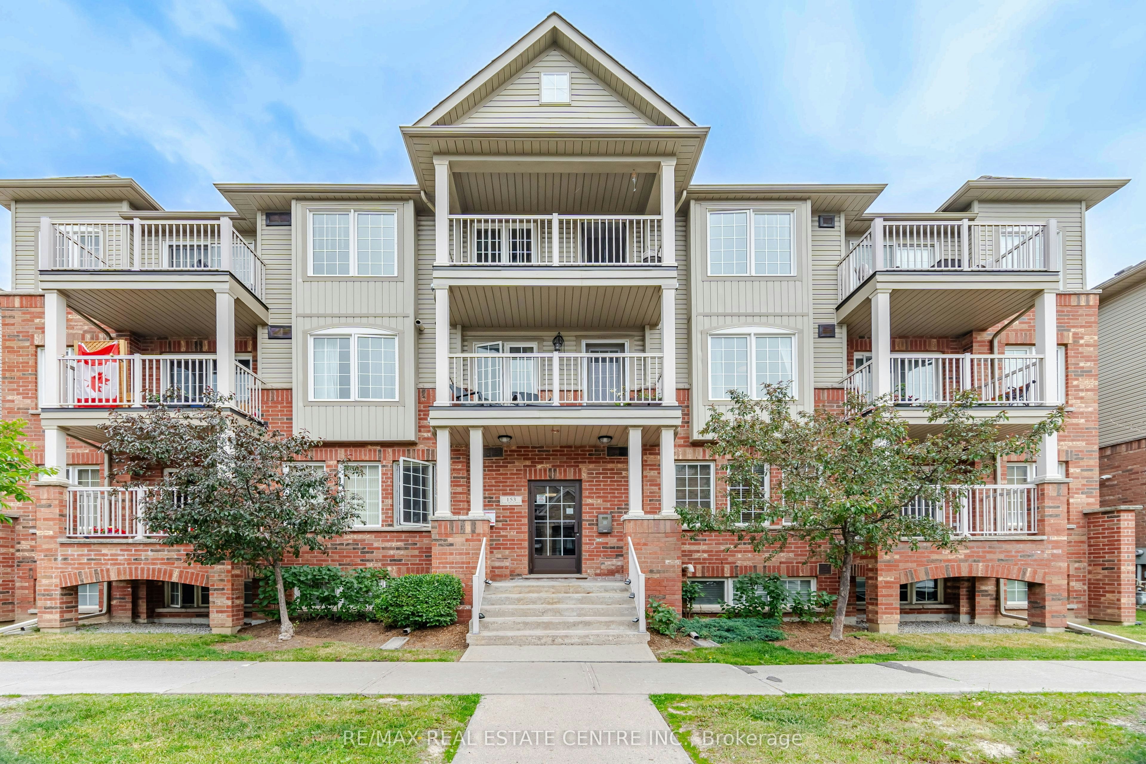 2-153 Isaac Devins Boulevard, Toronto, ON, M9M 0C5
