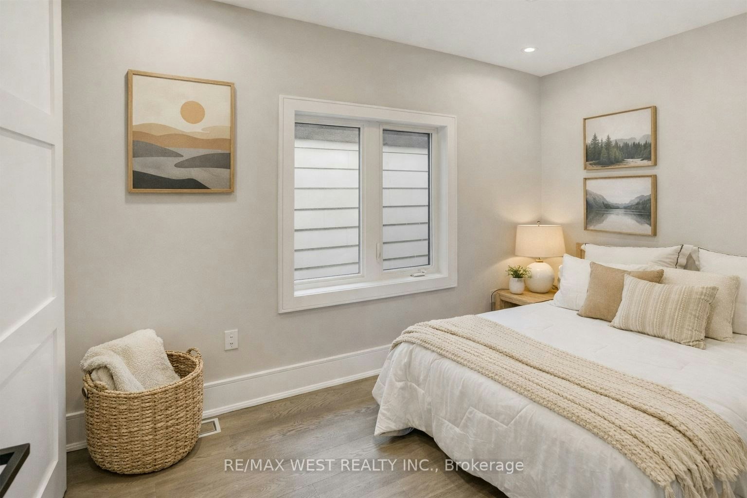 94 Lake Crescent, Toronto, ON, M8V 1W1 - 11