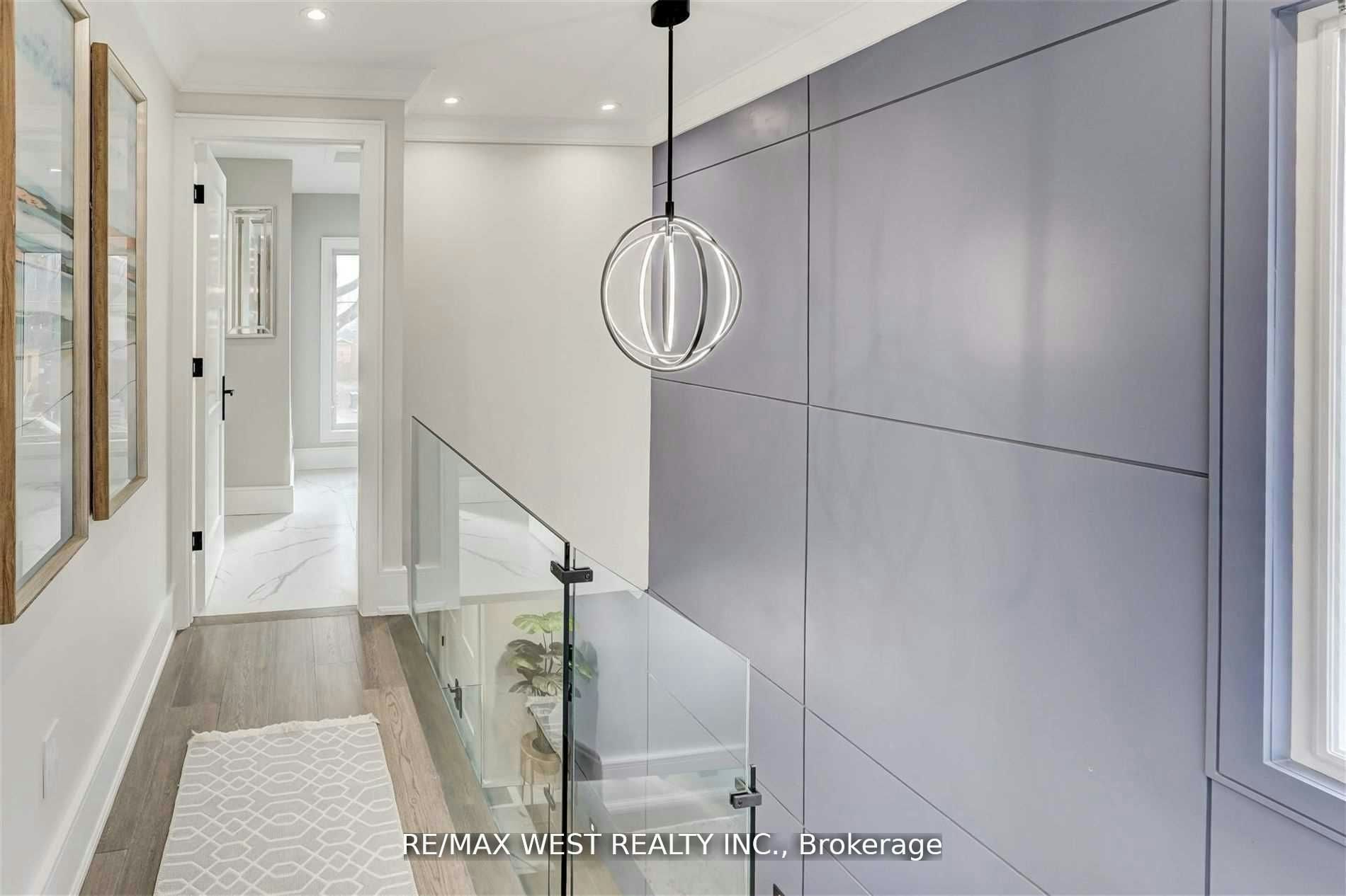 94 Lake Crescent, Toronto, ON, M8V 1W1 - 8
