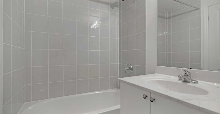 702-57 Macaulay Avenue, Toronto, ON, M6P 3P5 - 13