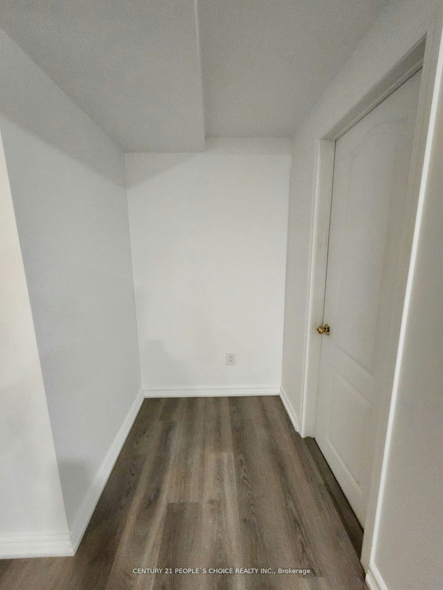 Bsmt-4842 Rosebush Road, Mississauga, ON, L5M 5M1 - 4