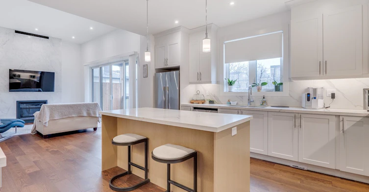 38 Thirty First Street, Toronto, ON, M8W 3E9 - 13
