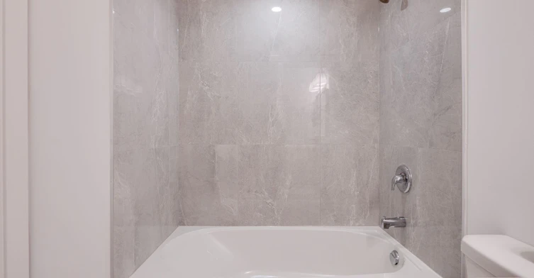 38 Thirty First Street, Toronto, ON, M8W 3E9 - 30