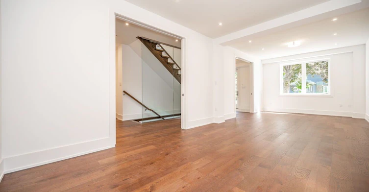38 Thirty First Street, Toronto, ON, M8W 3E9 - 5