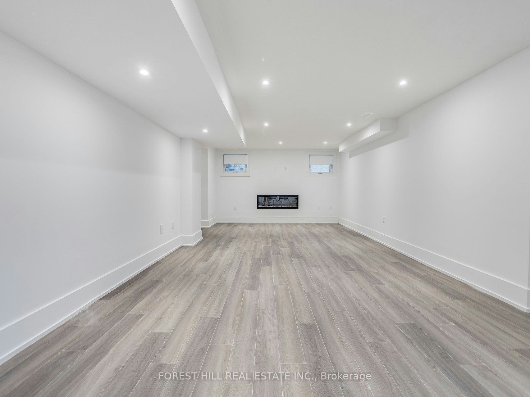 38 Thirty First Street, Toronto, ON, M8W 3E9 - 34