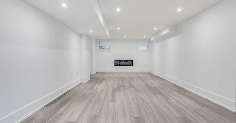 38 Thirty First Street, Toronto, ON, M8W 3E9 - 34