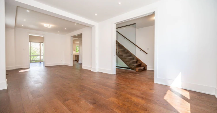 38 Thirty First Street, Toronto, ON, M8W 3E9 - 7