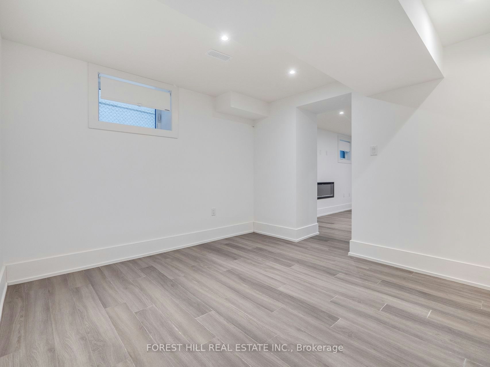 38 Thirty First Street, Toronto, ON, M8W 3E9 - 31