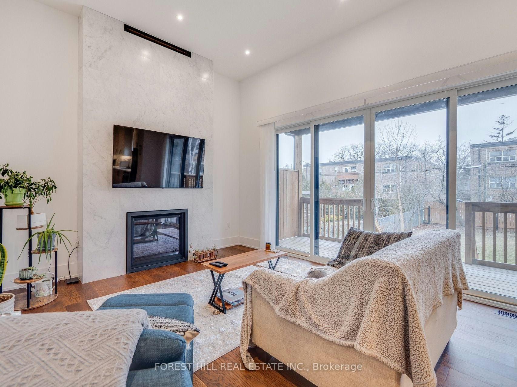 38 Thirty First Street, Toronto, ON, M8W 3E9 - 9