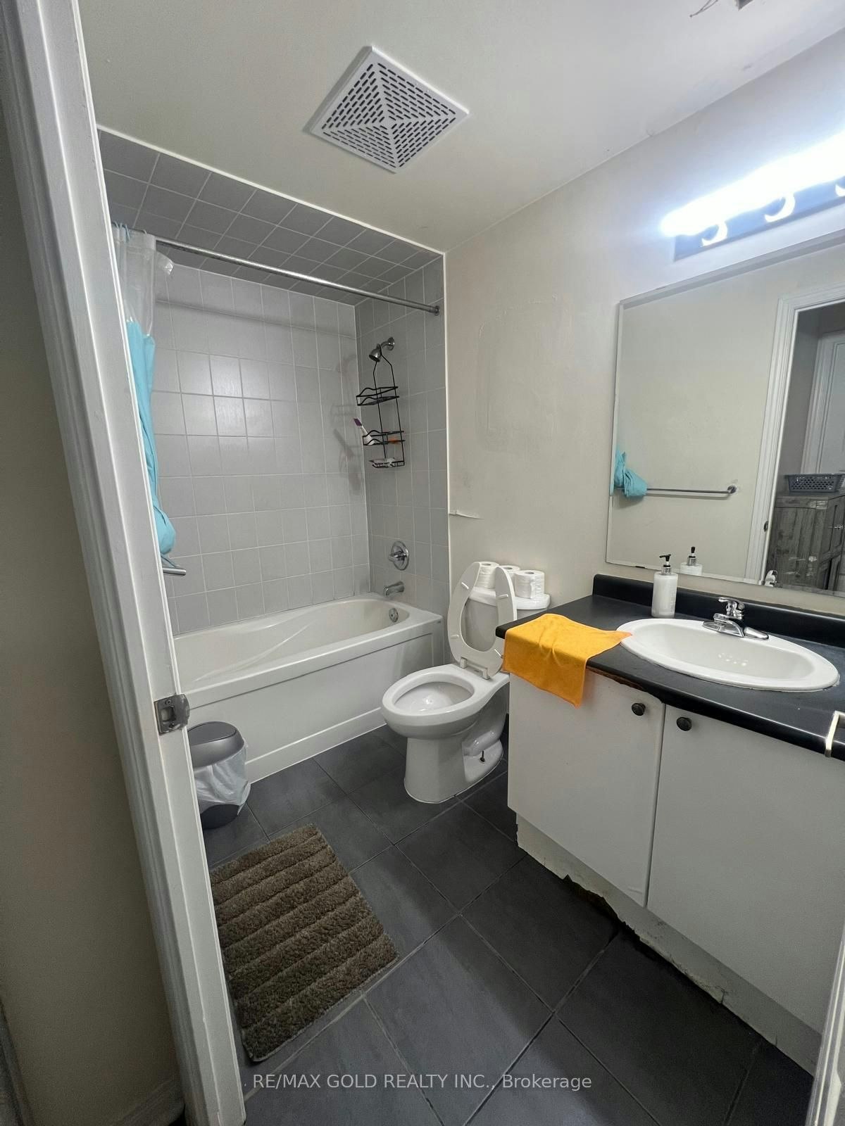 307-215 Queen Street E, Brampton, ON, L6W 0A9 - 10
