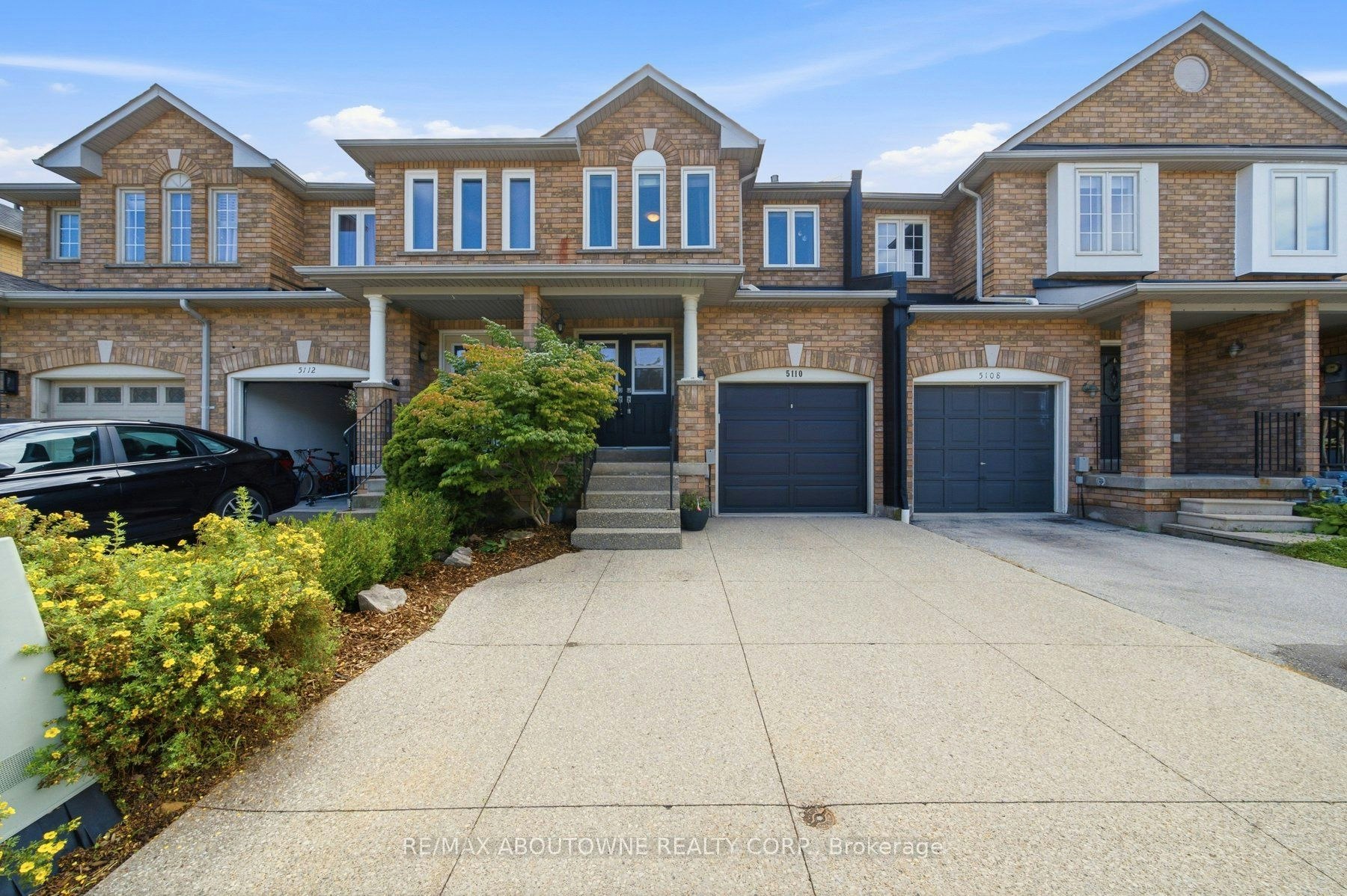 5110 Falconcrest Drive, Burlington, ON, L7L 6K5