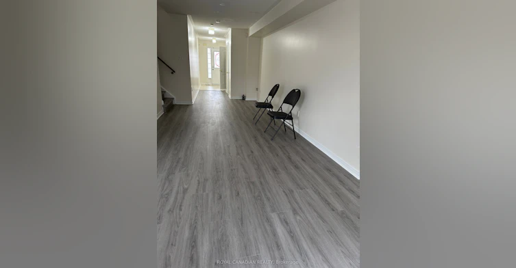 60-525 Novo Star Drive, Mississauga, ON, L5W 1X8 - 4
