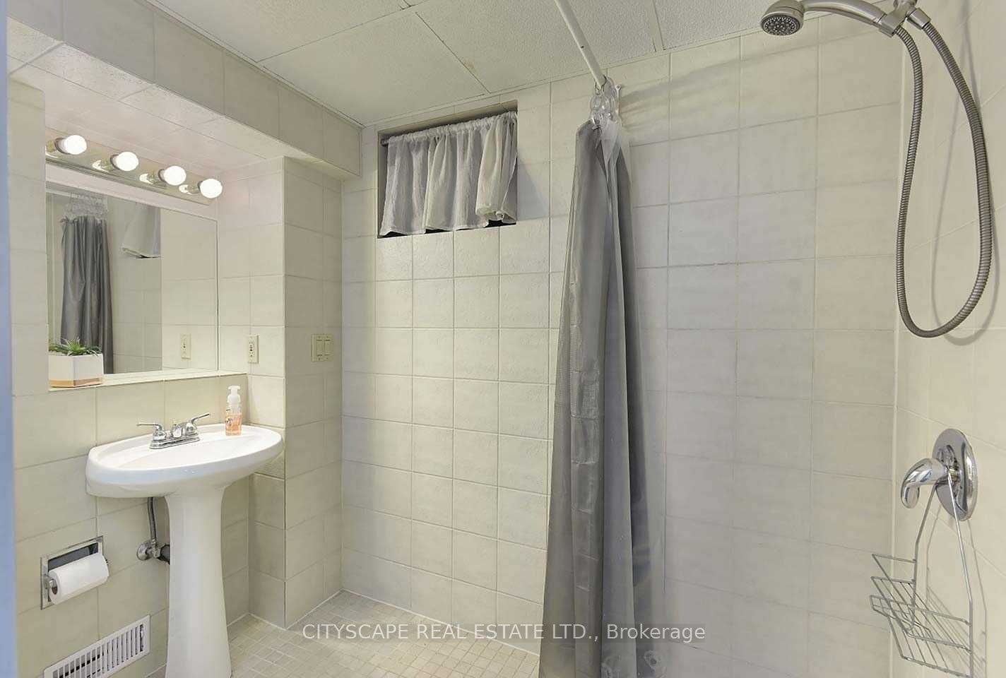 Bsmt-48 Stevenharris Drive, Toronto, ON, M9C 1V1 - 5