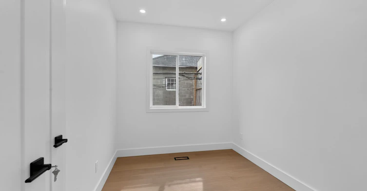 Garden Suite-6 Kirknewton Road, Toronto, ON, M6E 3Y1 - 27