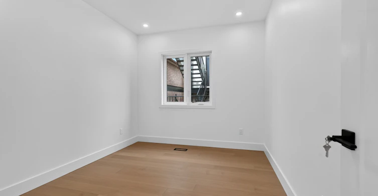 Garden Suite-6 Kirknewton Road, Toronto, ON, M6E 3Y1 - 26