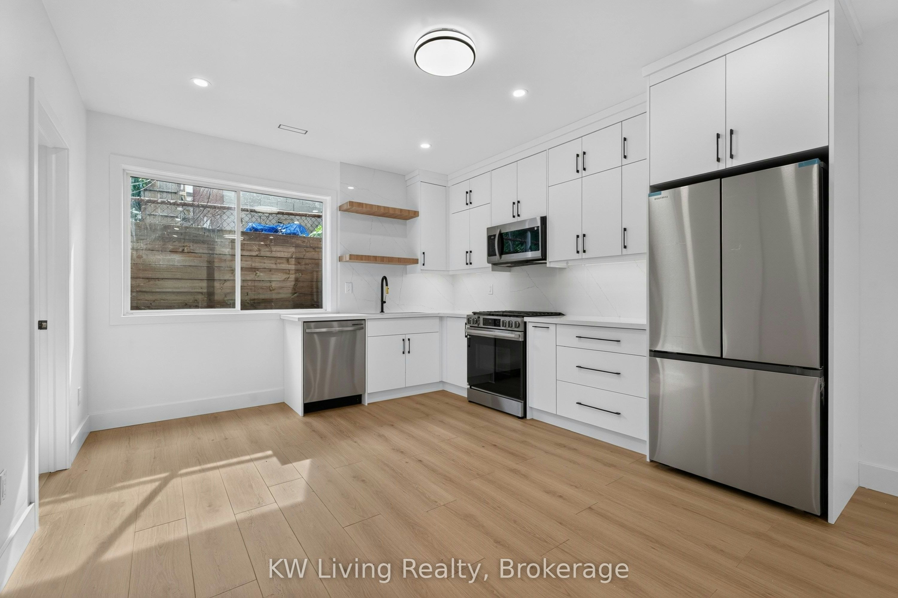 Garden Suite-6 Kirknewton Road, Toronto, ON, M6E 3Y1 - 6