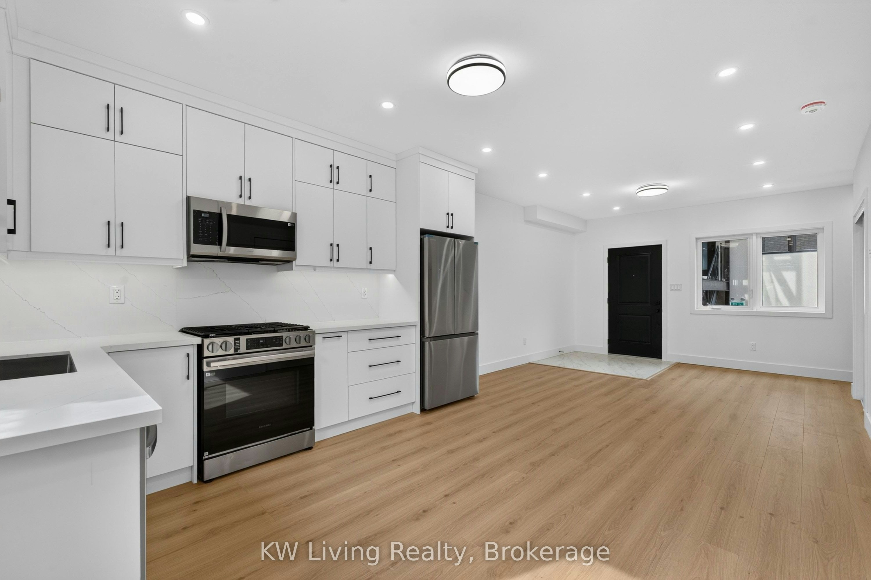 Garden Suite-6 Kirknewton Road, Toronto, ON, M6E 3Y1 - 16