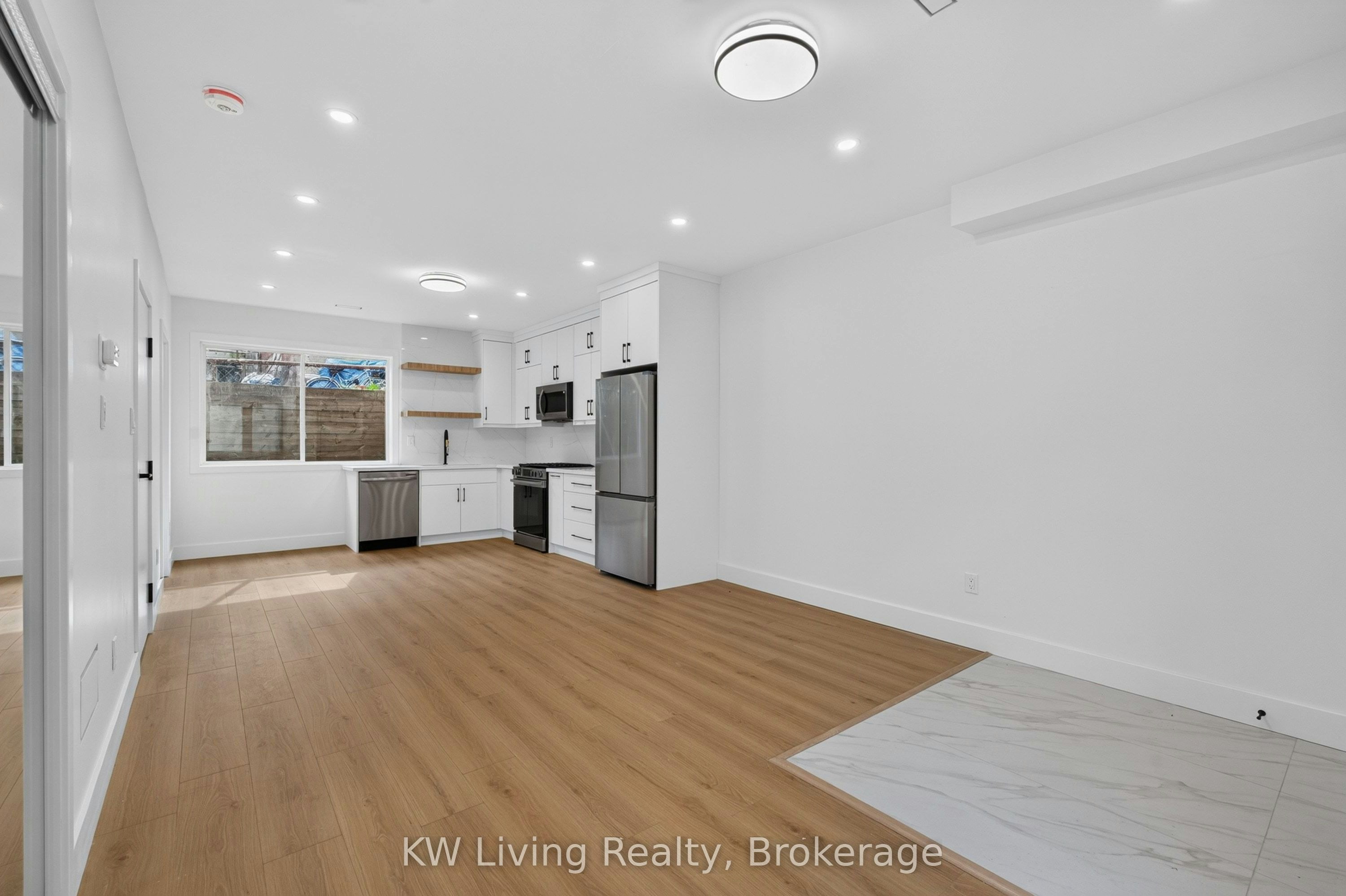 Garden Suite-6 Kirknewton Road, Toronto, ON, M6E 3Y1 - 7