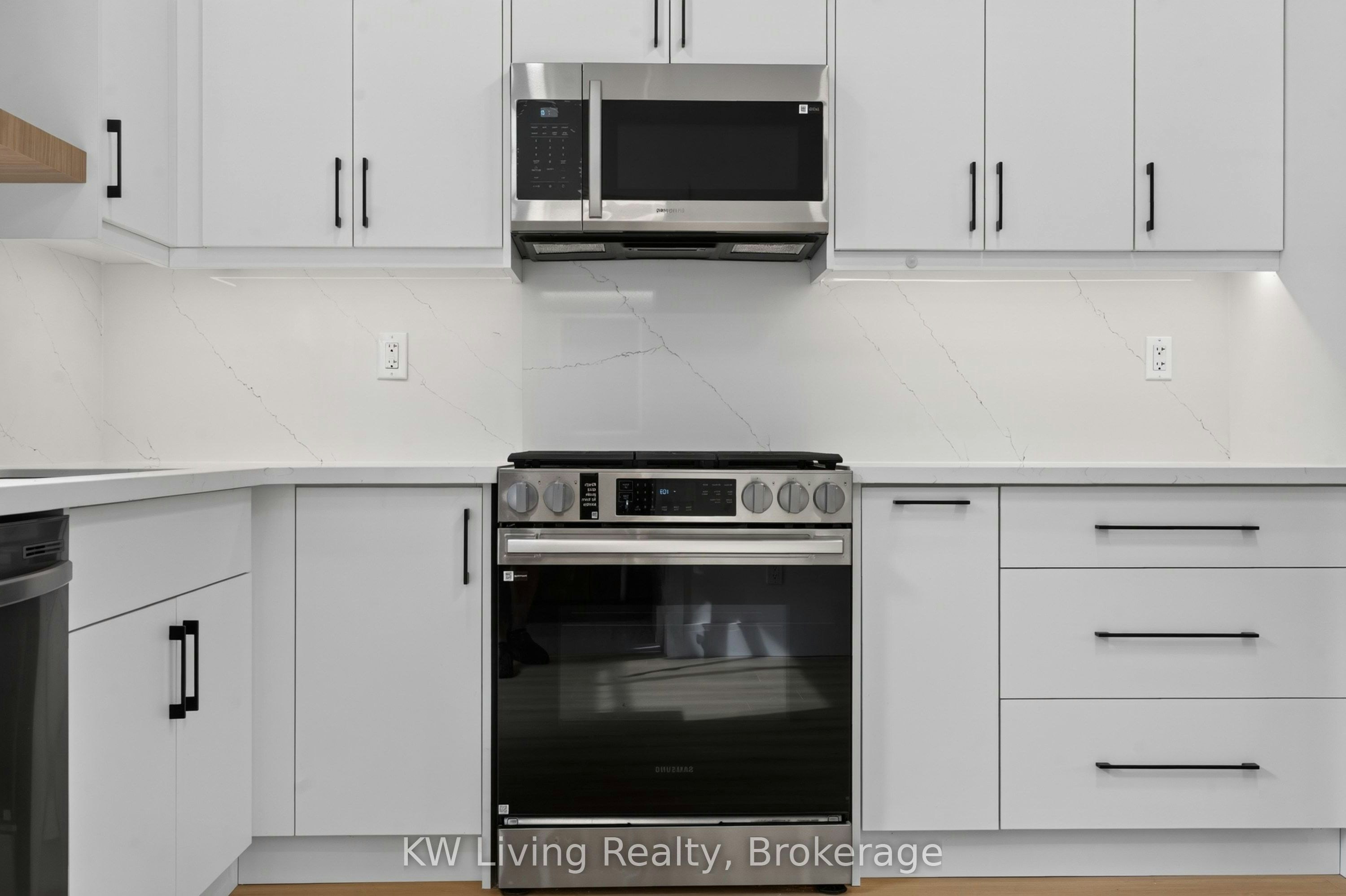 Garden Suite-6 Kirknewton Road, Toronto, ON, M6E 3Y1 - 14