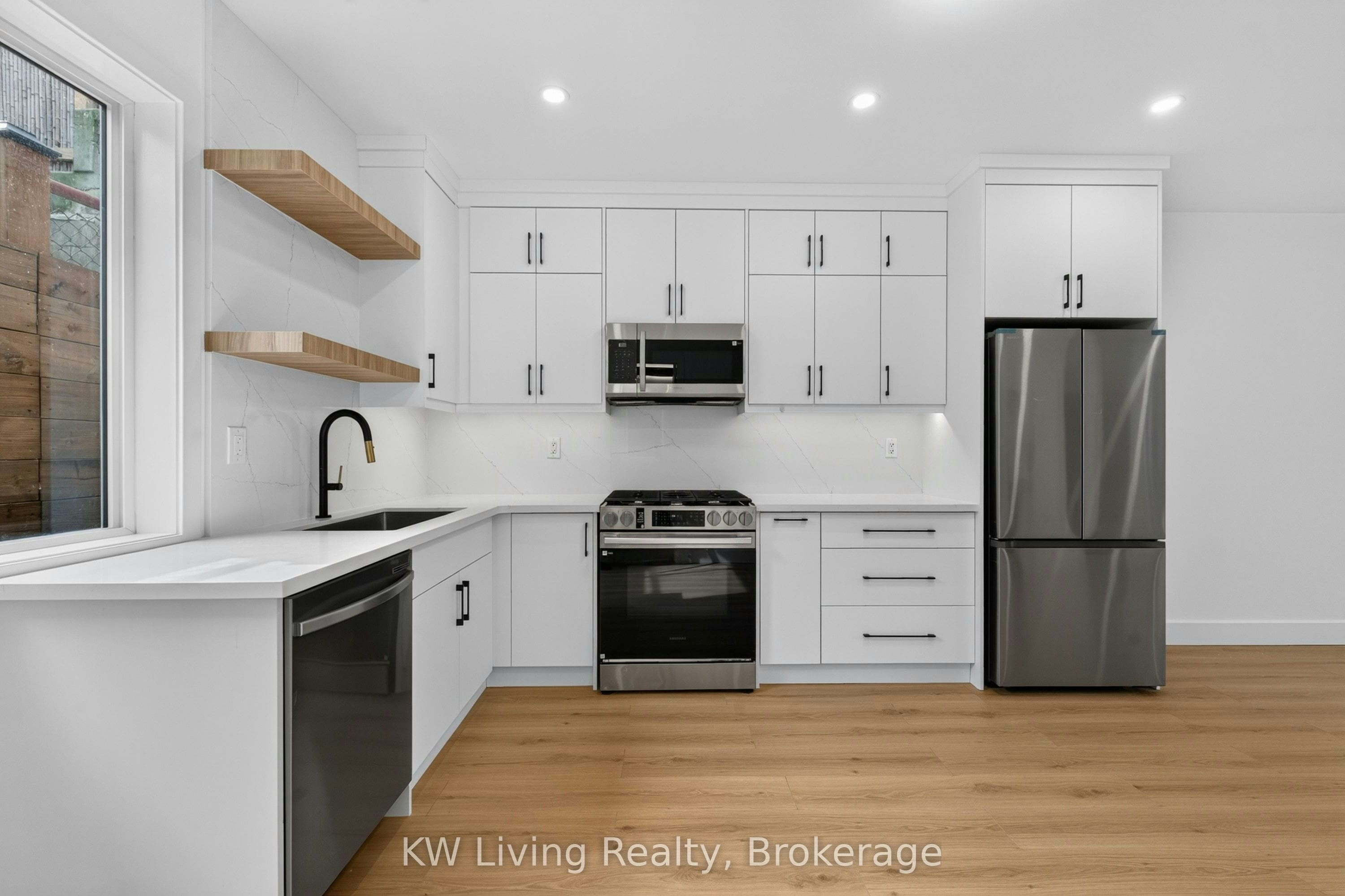 Garden Suite-6 Kirknewton Road, Toronto, ON, M6E 3Y1 - 15