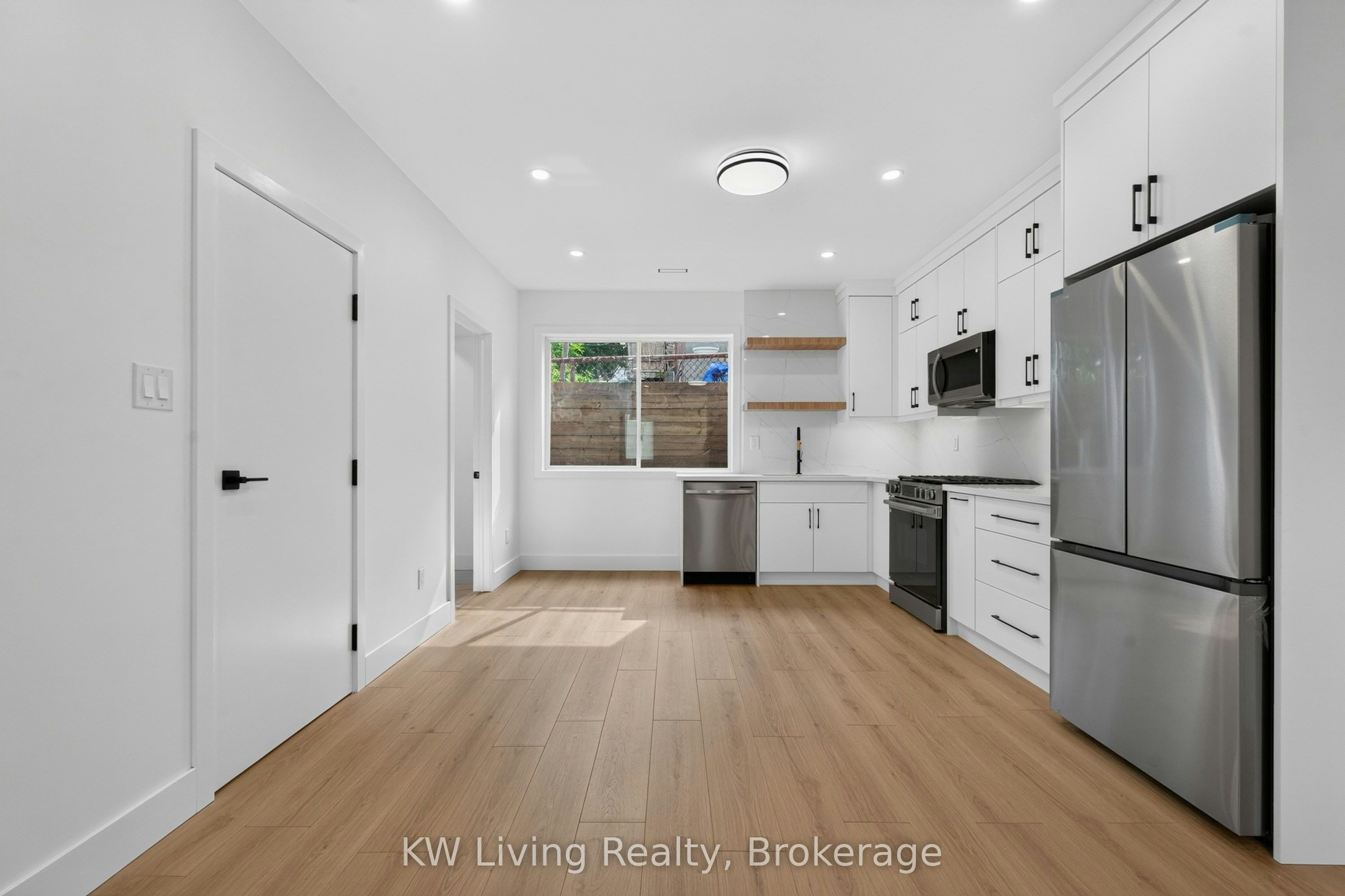 Garden Suite-6 Kirknewton Road, Toronto, ON, M6E 3Y1 - 5