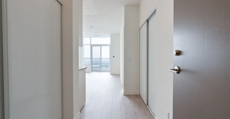 2202-10 Wilby Crescent, Toronto, ON, M9N 0B6 - 11