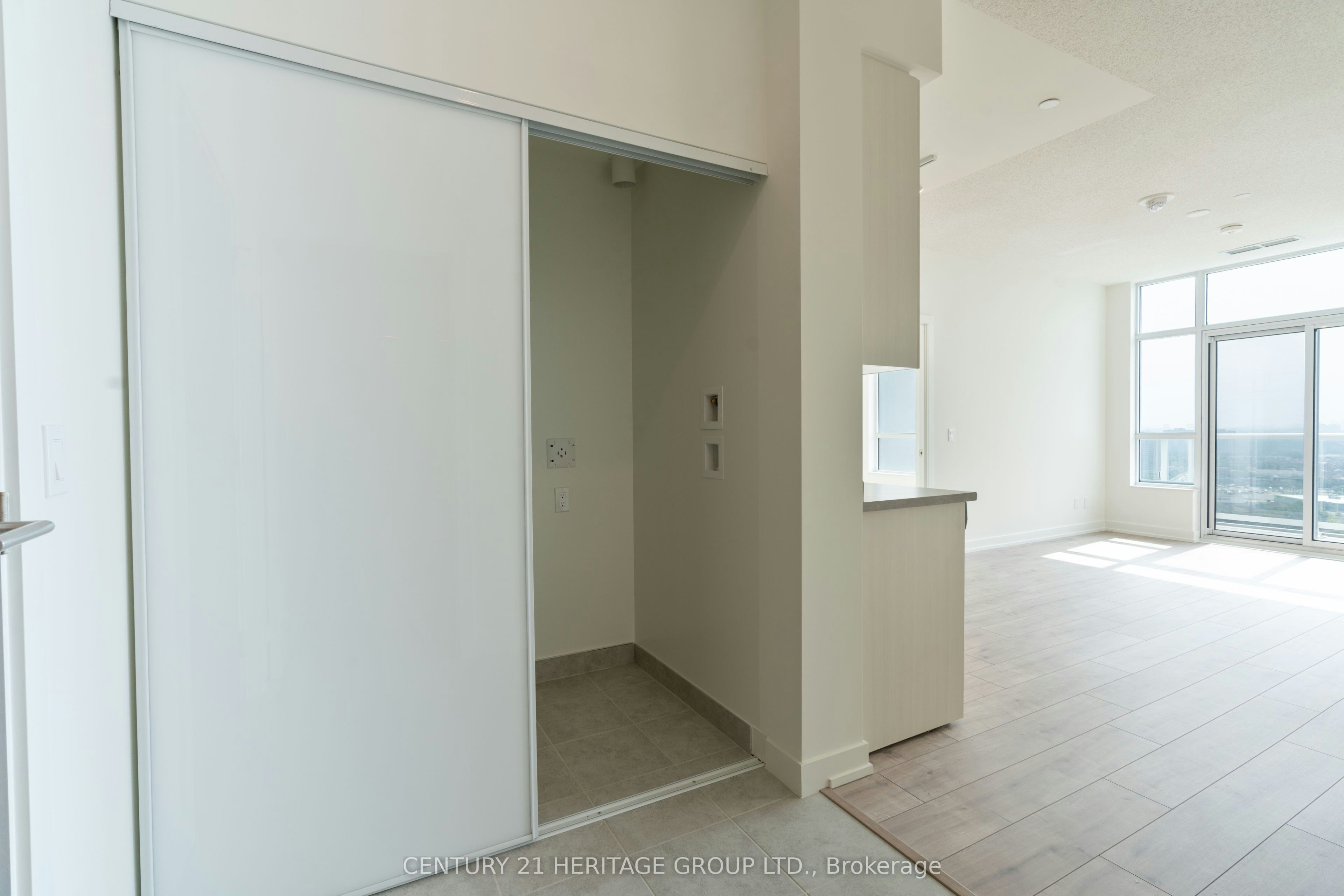 2202-10 Wilby Crescent, Toronto, ON, M9N 0B6 - 10