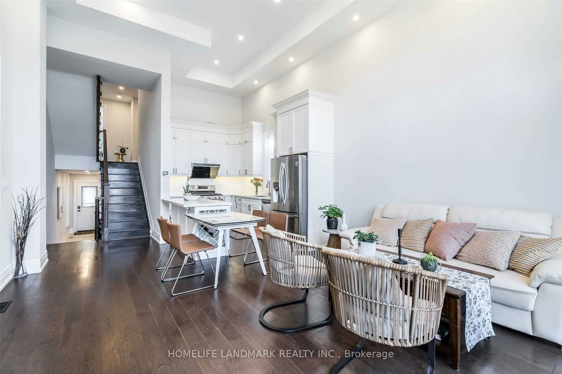 14A Gort Avenue, Toronto, ON, M8W 3Y5 - 8
