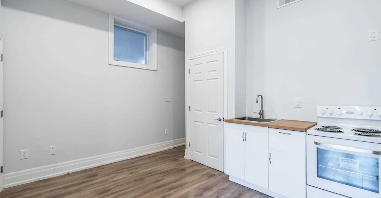 14A Gort Avenue, Toronto, ON, M8W 3Y5 - 22