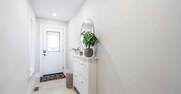 14A Gort Avenue, Toronto, ON, M8W 3Y5 - 4