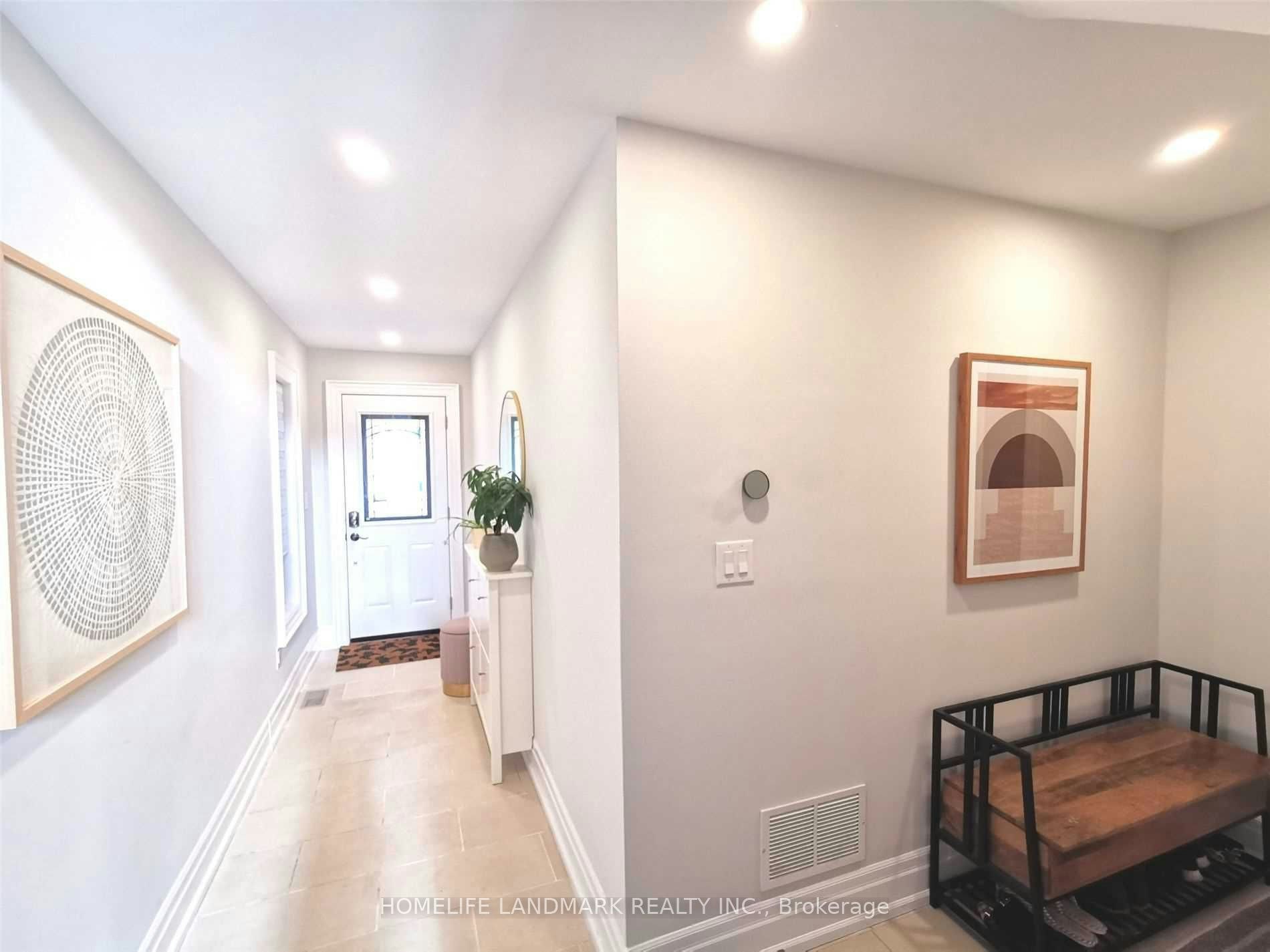 14A Gort Avenue, Toronto, ON, M8W 3Y5 - 5