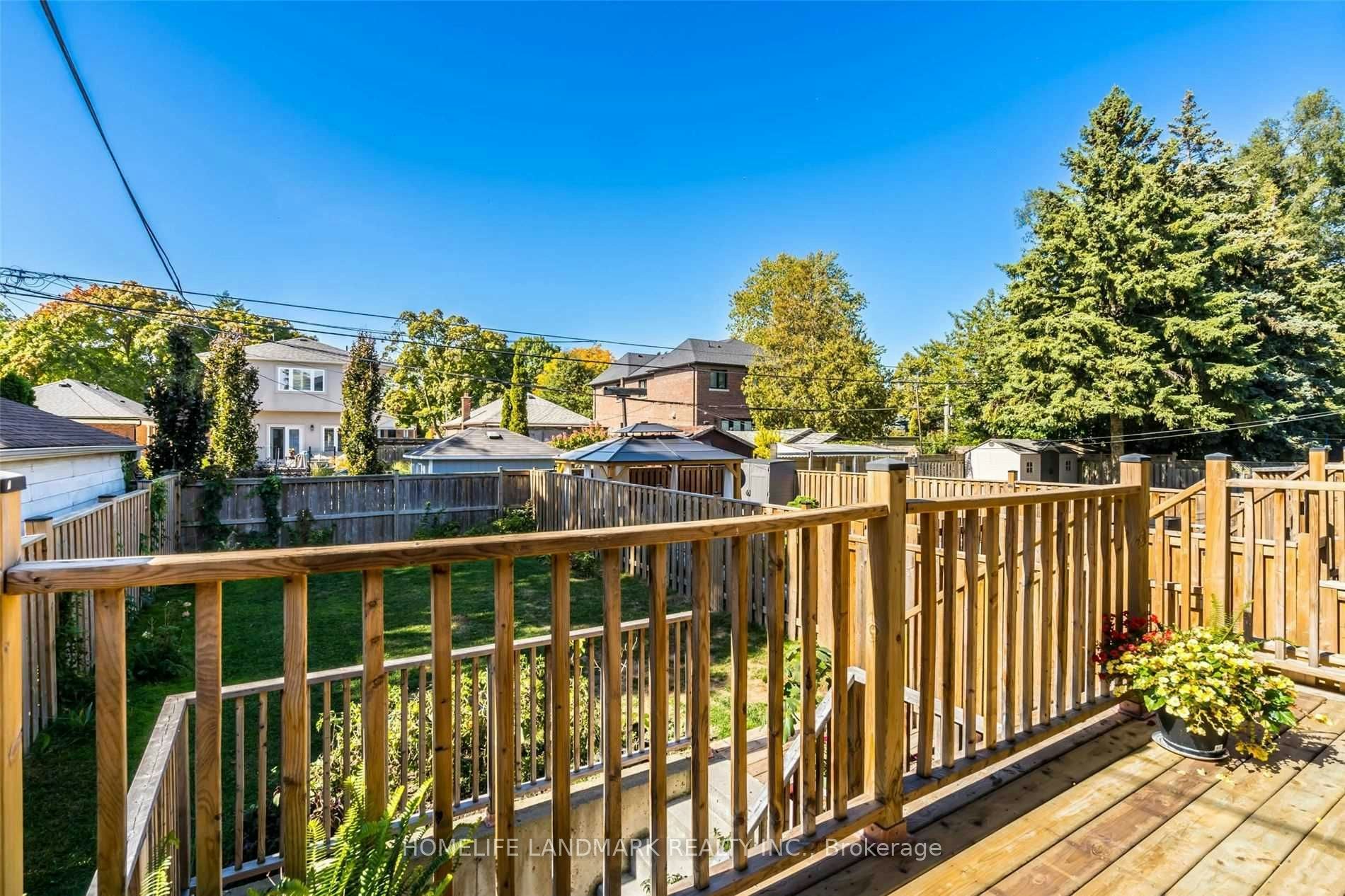 14A Gort Avenue, Toronto, ON, M8W 3Y5 - 27