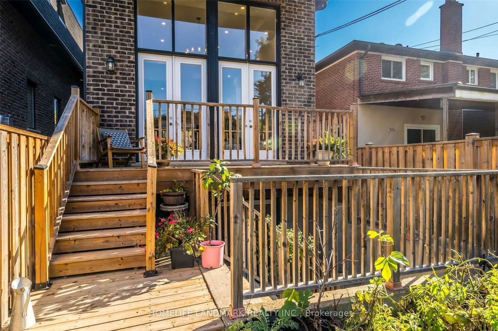 14A Gort Avenue, Toronto, ON, M8W 3Y5 - 26
