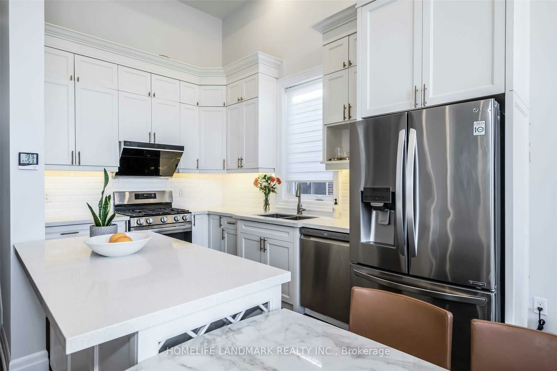 14A Gort Avenue, Toronto, ON, M8W 3Y5 - 6
