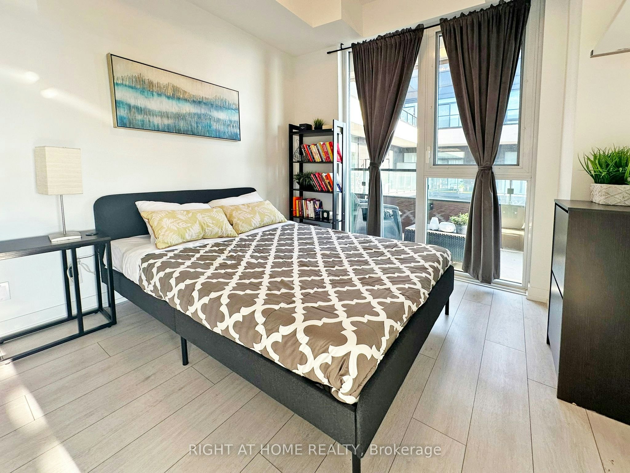 LPH12-270 Dufferin Street, Toronto, ON, M6K 0H8 - 10