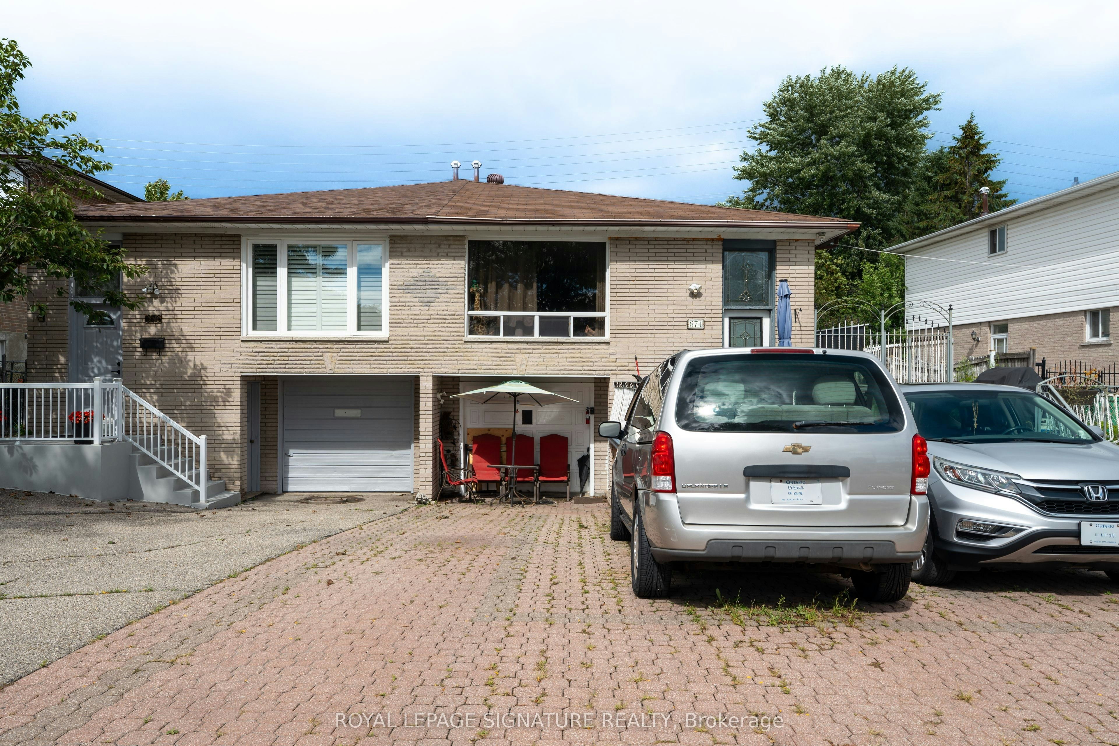 Room #3-674 Abana Road, Mississauga, ON, L5A 1H4 - 9