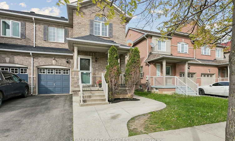 276 Fitzgerald Crescent