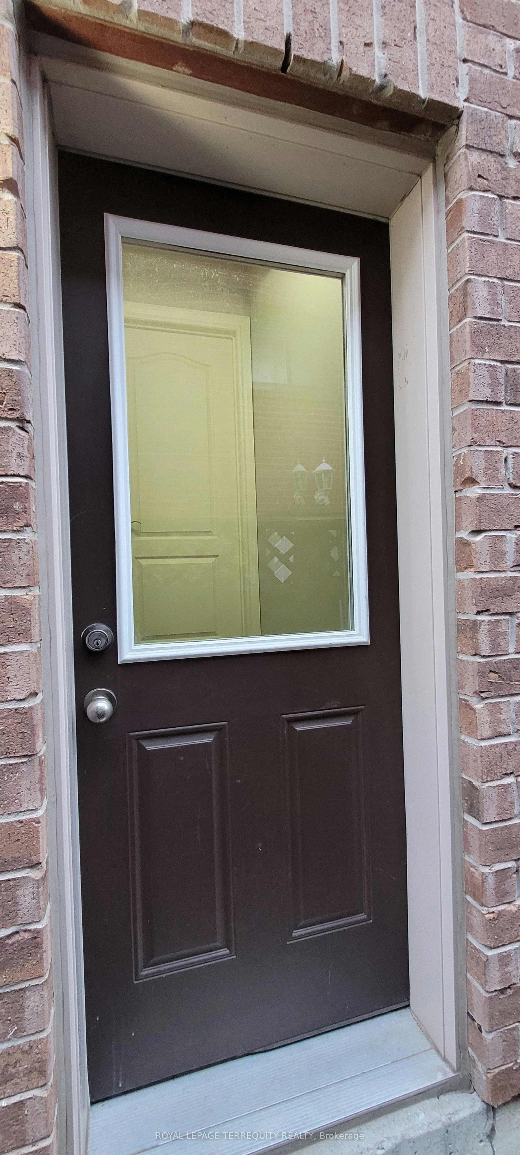Lower-20B Lunness Road, Toronto, ON, M8W 4M3 - 5