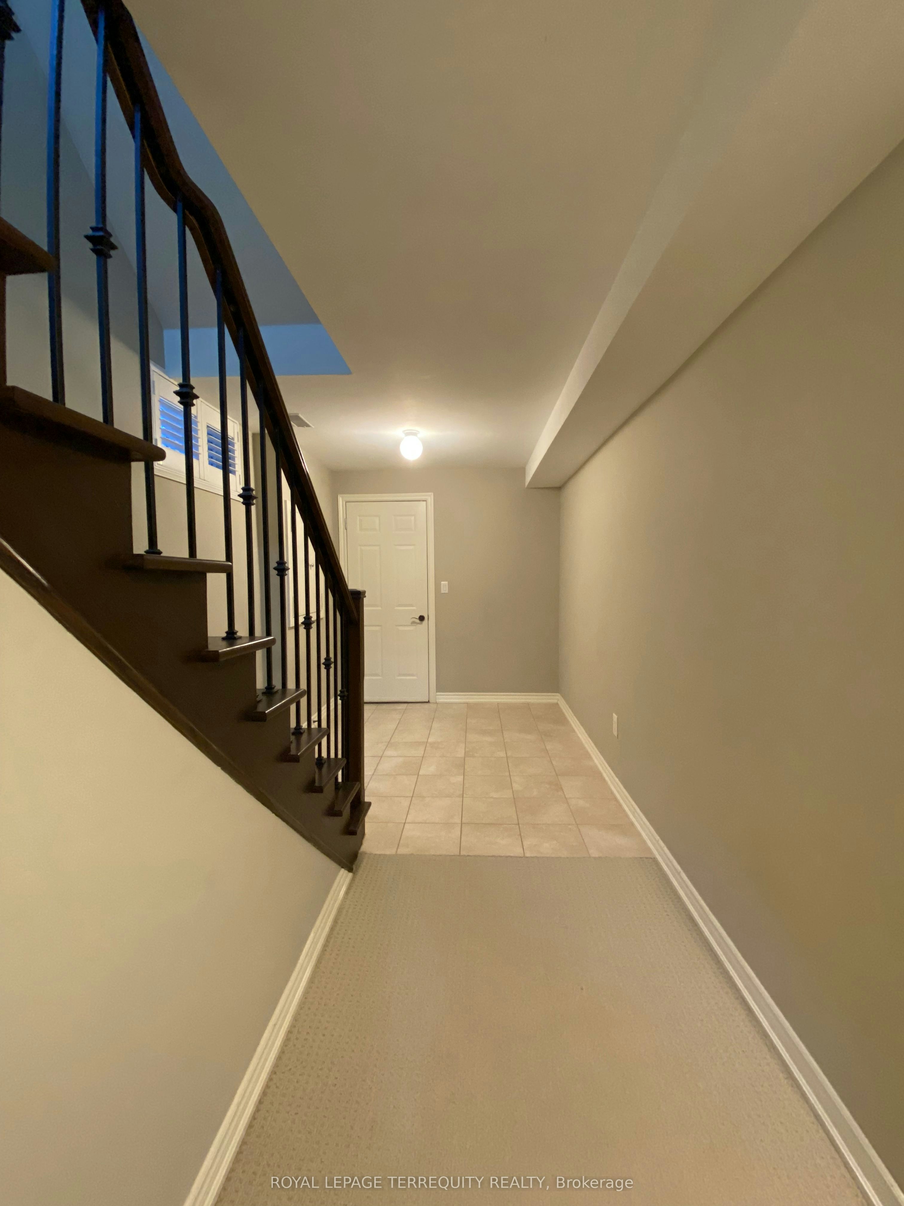 Lower-20B Lunness Road, Toronto, ON, M8W 4M3 - 8