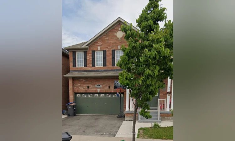 32 Demaris Drive