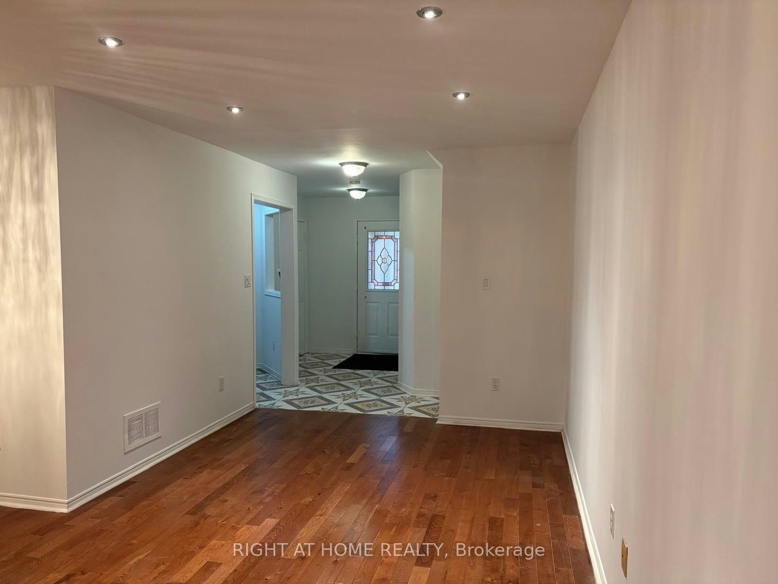 55 Sunley Crescent, Brampton, ON, L6Y 5B8 - 6