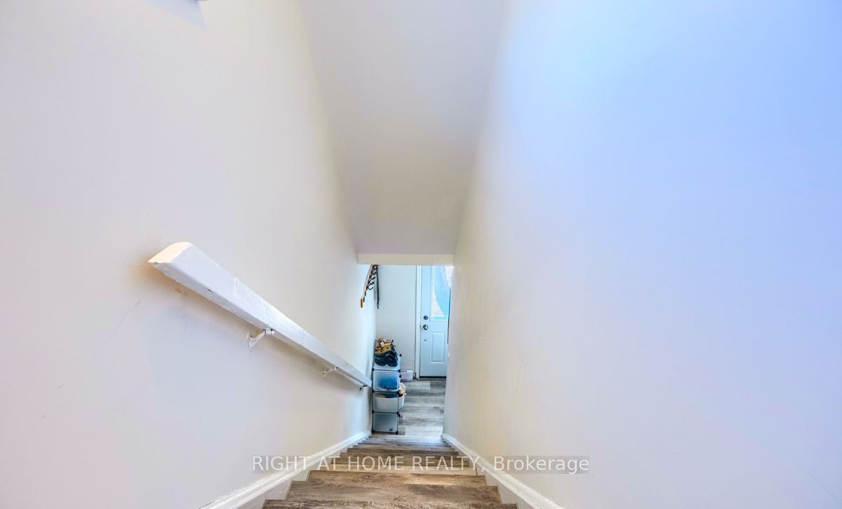 1-18 Ewing Street, Halton Hills, ON, L7G 2P7 - 7