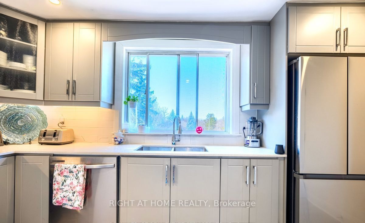 1-18 Ewing Street, Halton Hills, ON, L7G 2P7 - 12