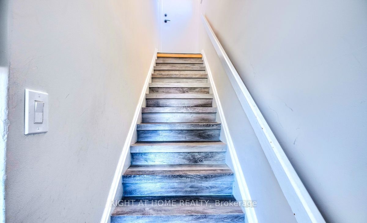 1-18 Ewing Street, Halton Hills, ON, L7G 2P7 - 6