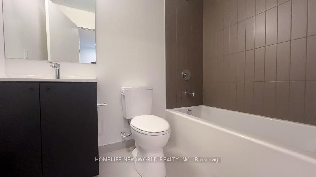 102-1 Vine Avenue, Toronto, ON, M6P 0C8 - 3
