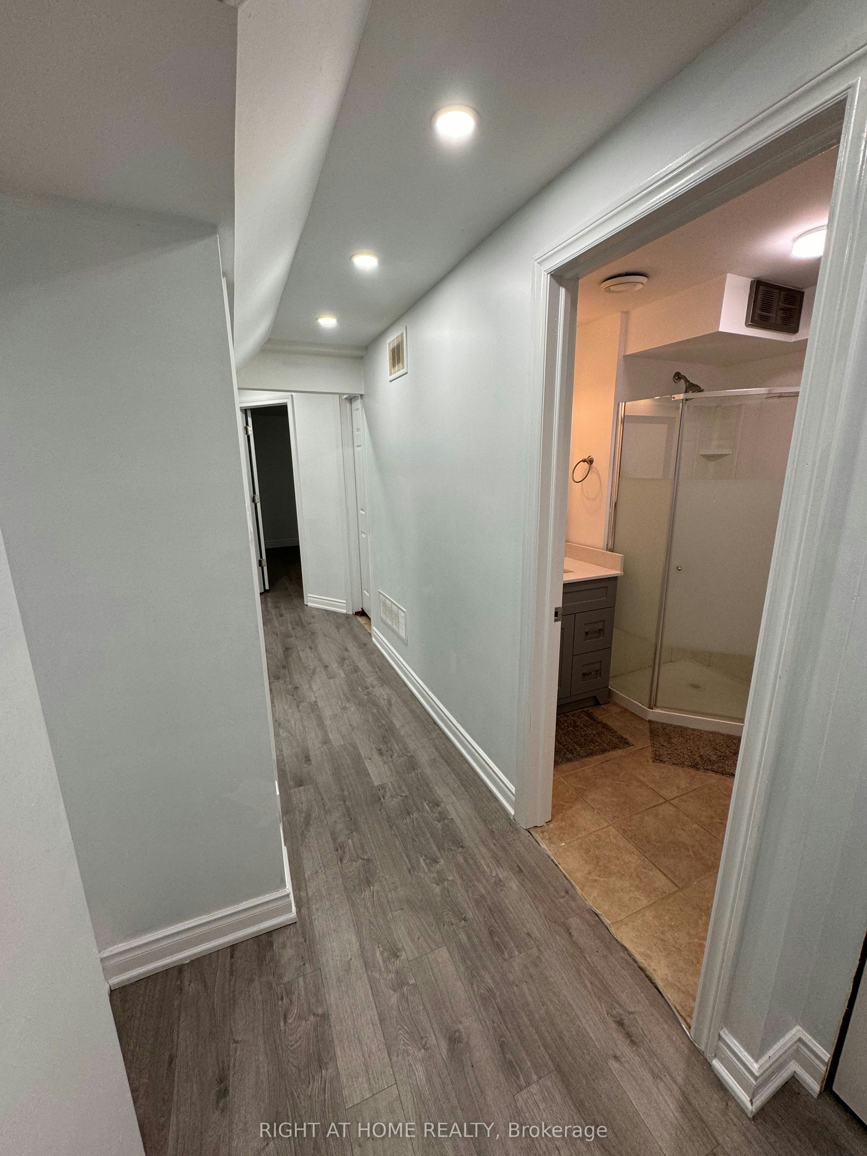 898 Philbrook Drive, Milton, ON, L9T 5A5 - 16